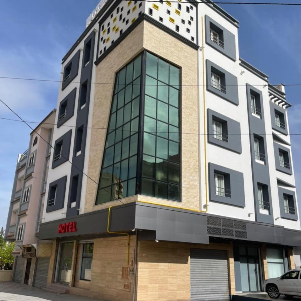Hotel Borsa Saint-Arnaud Extérieur photo