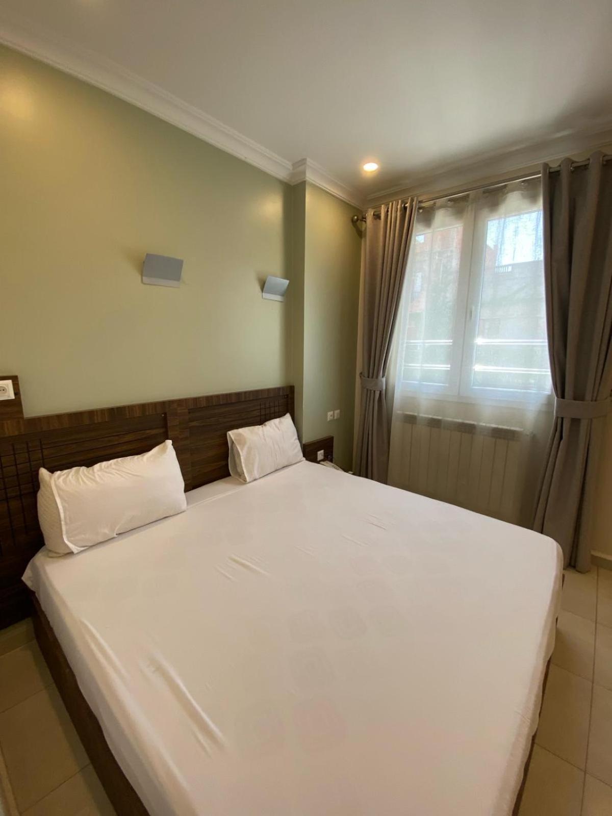 Hotel Borsa Saint-Arnaud Extérieur photo